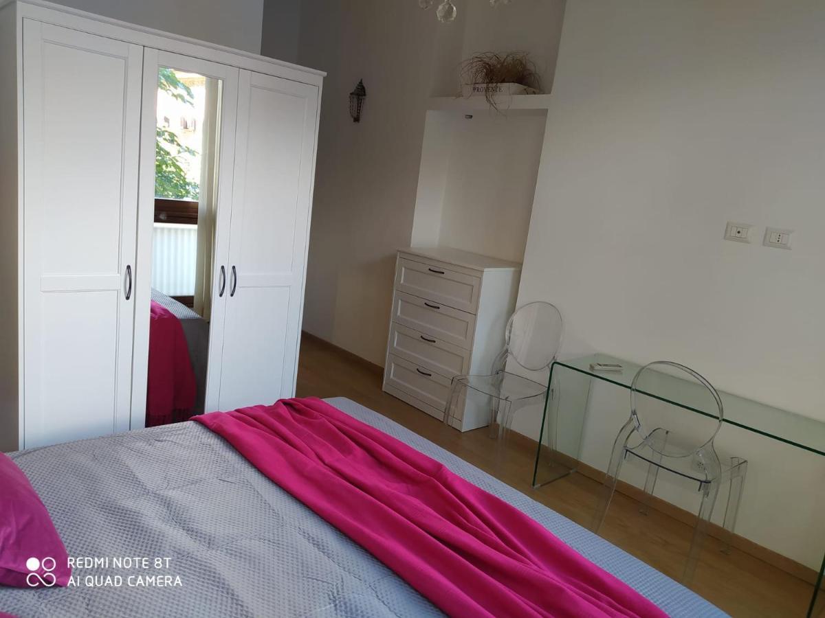 רומא Vanity Apartment - 4 Bedrooms With 4 Bathrooms - Ac & Wifi מראה חיצוני תמונה